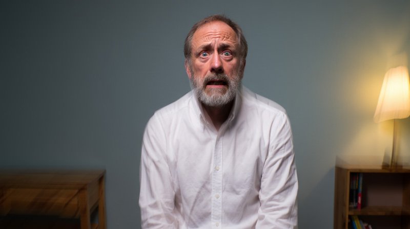 мужчина в плохом состоянии